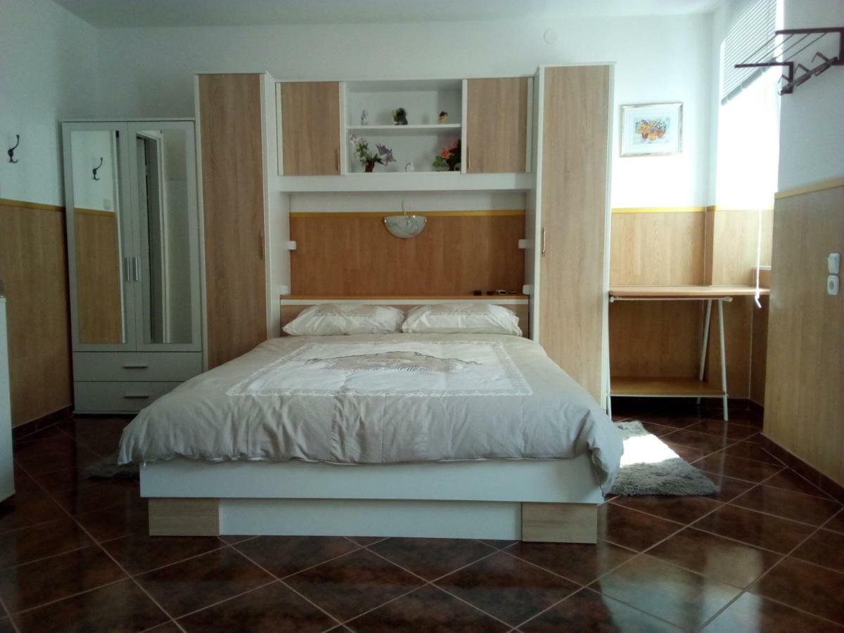 Apartman Dario Apartment สปลิท ภายนอก รูปภาพ